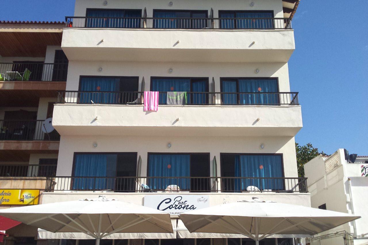 Hostal Port Corona Cala Ratjada  Exterior photo