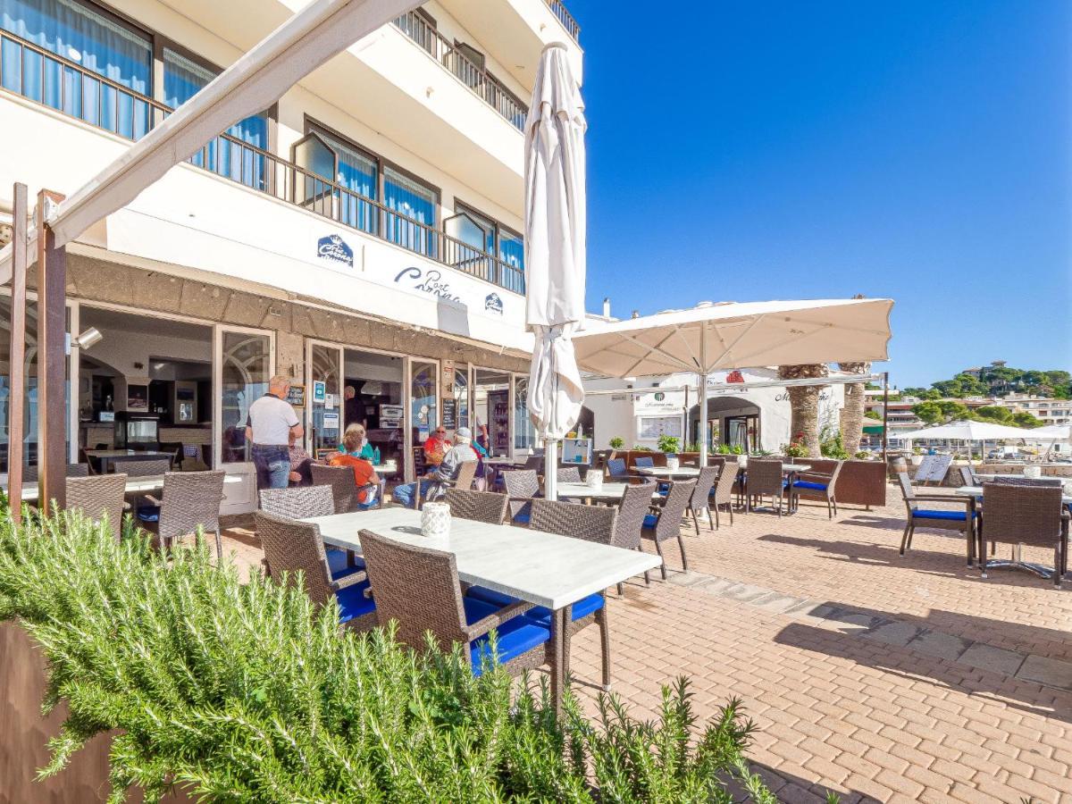 Hostal Port Corona Cala Ratjada  Exterior photo